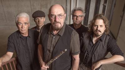 Hear Ian Anderson Of Jethro Tull Talk The Band’s New Album “The Zealot Gene”