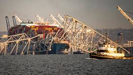 Full video of the ship hitting the Francis Scott Key Bridge, in Baltimore.