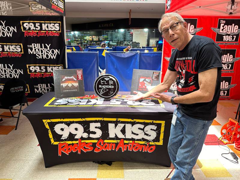 99.5 KISS and 106.7 The Eagle teamed up to bring back the Rock N Roll Up Your Sleeve Blood Drive, to raise critical blood supplies for the South Texas Blood & Tissue Center! Everyone signing up to donate got qualified to win the Ultimate Metallica Collector's Pack!