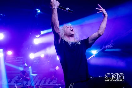 Great White returned to San Antonio to headline the Margarita Pour Off at The Espee, sponsored by 99.5 KISS, 106.7 The Eagle, and Sipit Daquiris and Margaritas! They sounded amazing, and what a great way to bring back MPO!