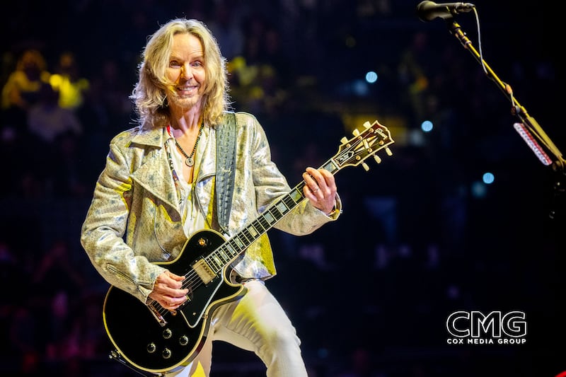 Tuesday night at the rodeo, taken over by the always amazing Styx! The band hit the stage on February 20th, 2024 with The Grand Illusion, and proceeded to tear the roof off Frost Bank Center with their amazing set! Such a great live band!